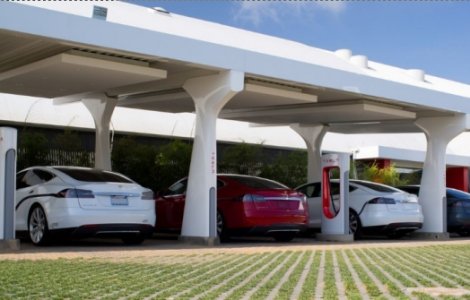 Master planul lui Elon Musk pentru Tesla: Camioane, autobuze, impartirea vehiculelor autonome