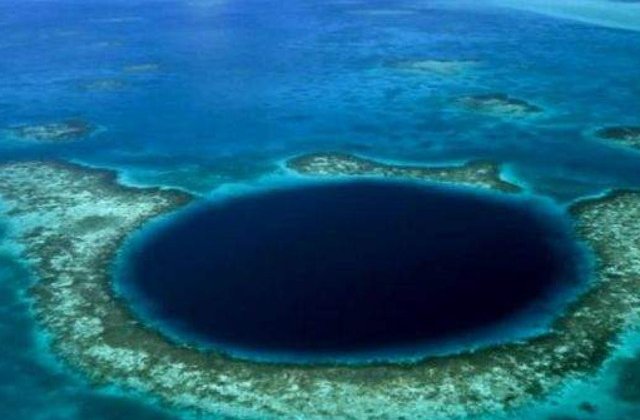 Marea Gaura Albastra, cel mai impresionant loc pentru scufundari