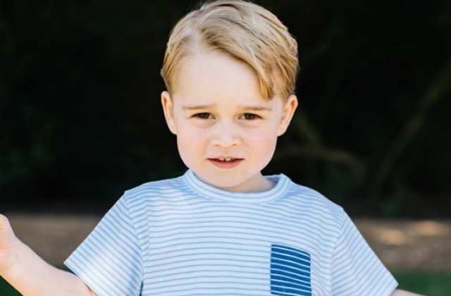 [FOTO] Printul George implineste trei ani