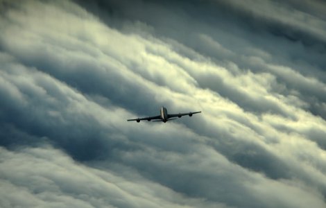 Indonezia: Un avion militar cu 29 de persoane la bord a fost dat disparut