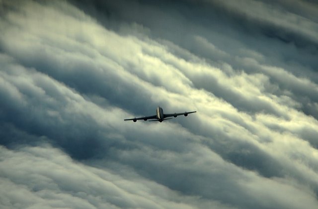 Indonezia: Un avion militar cu 29 de persoane la bord a fost dat disparut