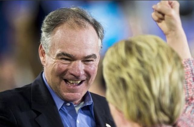 Clinton l-a ales pe senatorul de Virginia Timothy Kaine drept candidat la vicepresedintie
