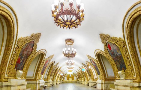  Top  Frumusetea hipnotizanta a statiilor de metrou din Rusia