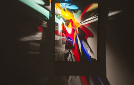  Top  Prima forma de arta unica a secolului 21: Pictatul cu lumina