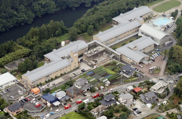 Cel putin 19 morti si 20 de raniti grav intr-un atac cu cutitul