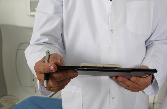 Medici de familie pregatiti sa ofere ingrijire paliativa de baza pacientilor cu cancer