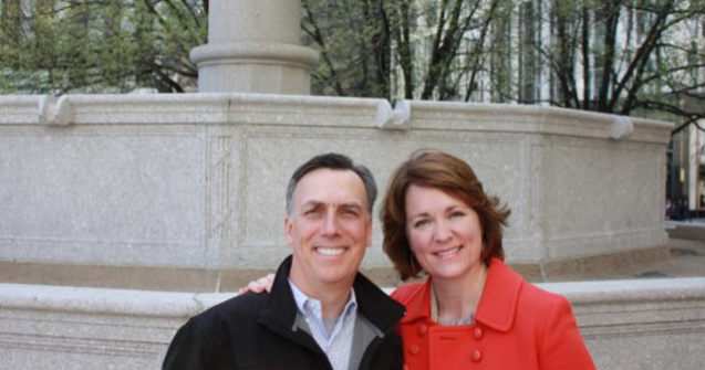 Transylvania College: Doi jurnalisti americani de top ii invata pe elevii romani tehnici de leadership si mindfulness