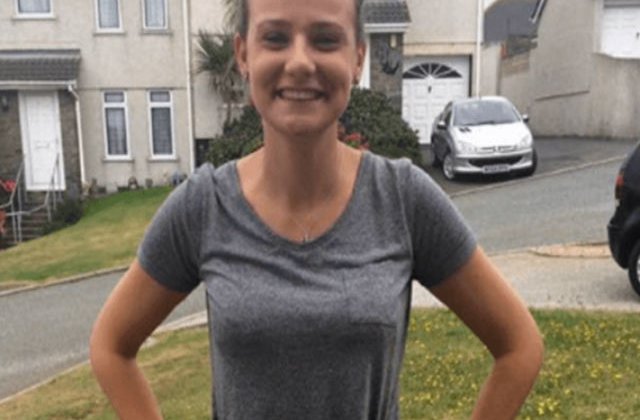 [FOTO] Pentru fetele care au ras de mine in magazin: cuvintele voastre nu m-au ranit