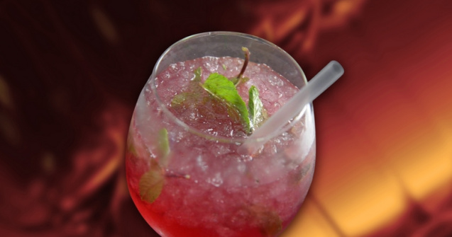  Top   Video  6 retete de cocktail ideale pentru vara asta