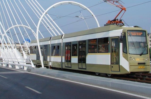 [TOP] 20+1 replici amuzante auzite in RATB. "Tine-te, bro, ca asta viseaza sa ajunga pilot Nascar"