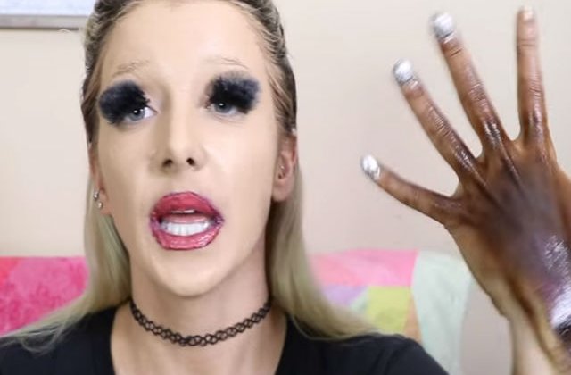 [VIDEO] Si-a aplicat 100 de straturi din fiecare produs cosmetic. Cum arata la final?