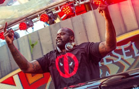 Vezi debutul lui Shaquille O`Neal pe scena Tomorrowland