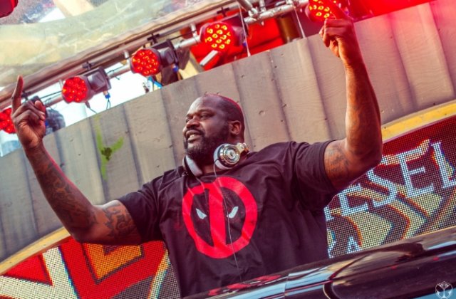 Vezi debutul lui Shaquille O`Neal pe scena Tomorrowland