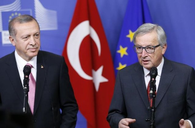 Comisia Europeana a aprobat o transa de aproape un miliard si jumatate de euro ca ajutor oferit Turciei