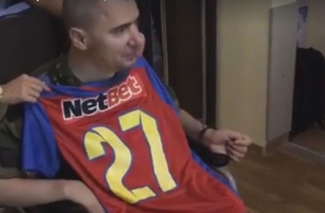 Gest superb al stelistilor fata de un militar ranit in Irak!