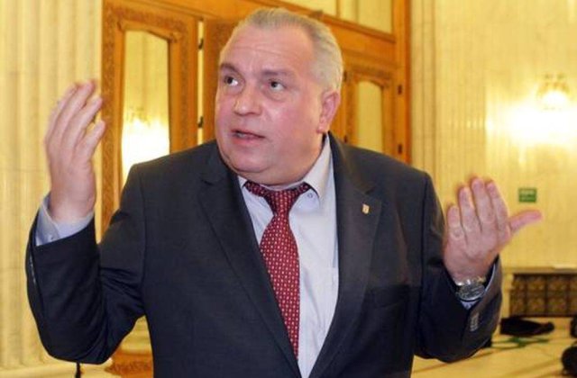 15 ani de inchisoare pentru Nicusor Constantinescu