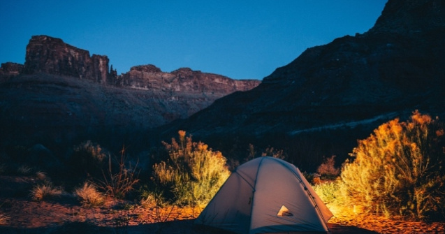 In premiera, turistii pot rezerva un loc la Cetatea Rasnov, pe platforma internationala Airbnb