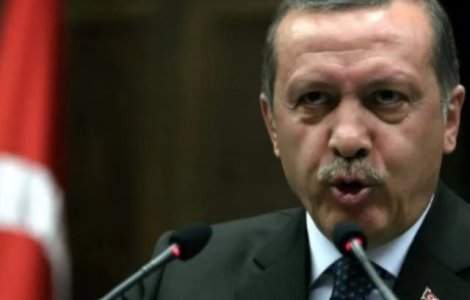 Erdogan va renunta la procesele penale impotriva turcilor care l-au insultat