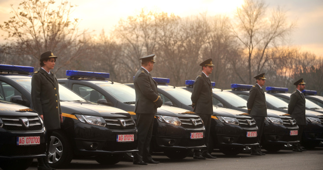 Stai in strainatate mai mult de 6 luni? Treci pe la ANAF!