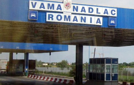 Romanii primesc la granita pliante despre vot