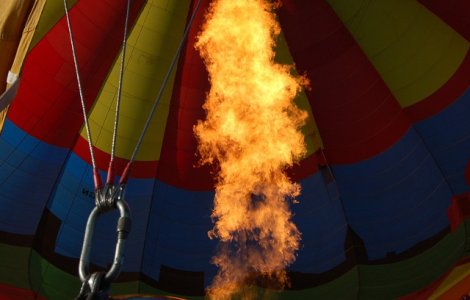 S-a stabilit cauza prabusirii balonului cu aer cald din Texas