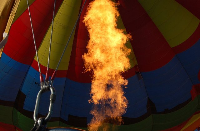 S-a stabilit cauza prabusirii balonului cu aer cald din Texas