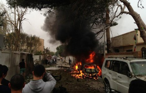 Automobil-capcana in Libia: 22 de morti