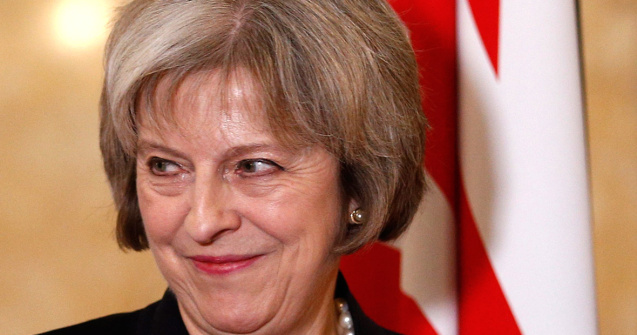 Premierul Marii Britanii vrea sa limiteze numarul studentilor straini