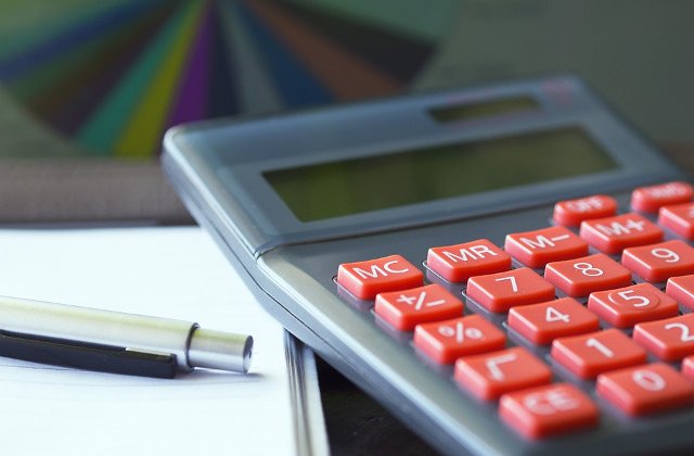 Studiu UHY: Taxa perceputa in Romania la achizitia de imobile este printre cele mai mici din lume