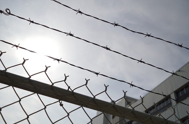 [Update] Luare de ostatici, la o inchisoare din vestul Frantei