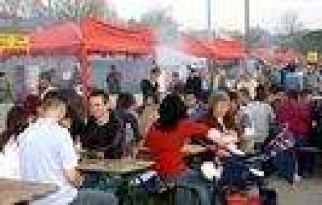 Romanii, locul doi in UE in topul celor care isi beau banii