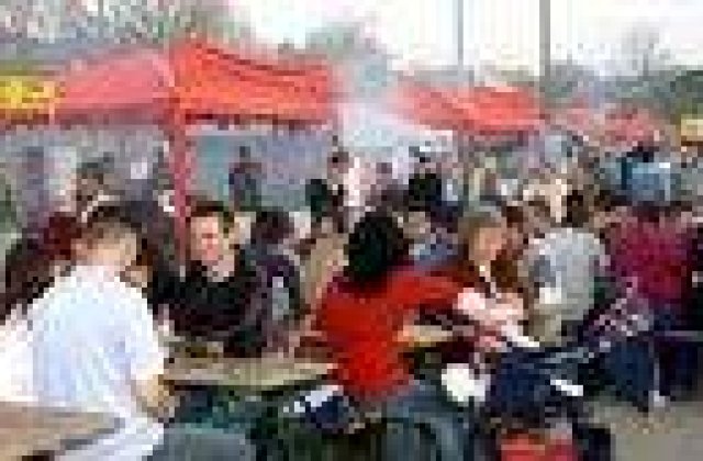 Romanii, locul doi in UE in topul celor care isi beau banii