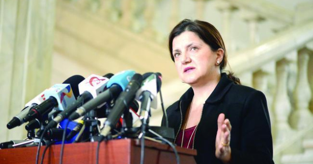 Ministrul Pruna, in vizita surpriza la inchisoarea vedetelor