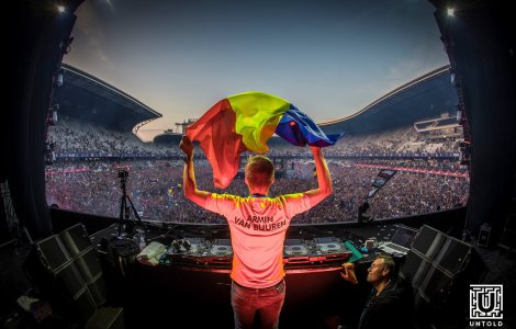  Top  Clujul a fost zguduit din radacini! Armin van Buuren a mixat aproape 8 ore