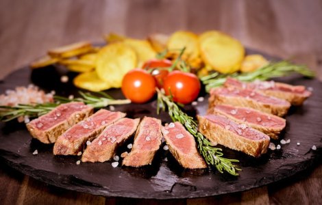 Riscul la care te expui atunci cand mananci multa carne