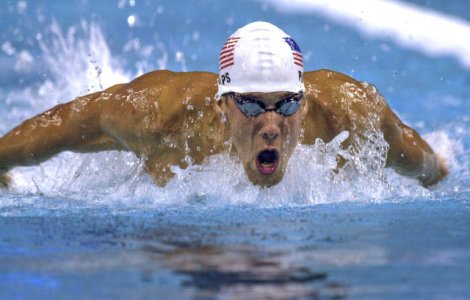 Ce reprezinta petele rosii de pe spatele inotatorilor de la Rio