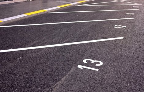  Video  Ce metoda inedita de pedepsire a ales un primar pentru soferii care parcheaza ilegal