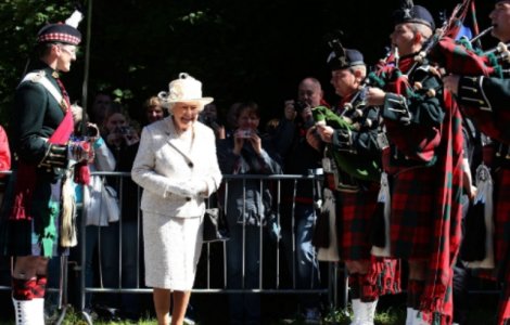 Familia regala britanica lipseste de la funeraliile reginei Ana