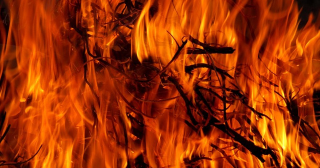 Unul dintre cele mai distructive incendii din istoria California a izbucnit de la un scurtcircuit la un jacuzzi