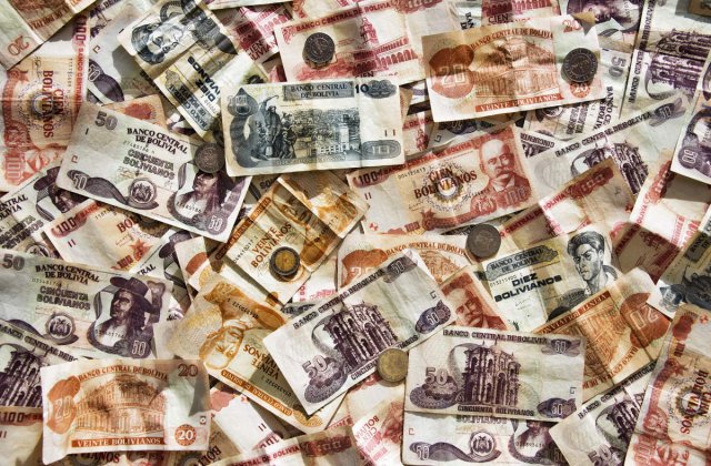 Venezuela majoreaza salariul minim cu 50%, pe fondul accelerarii inflatiei