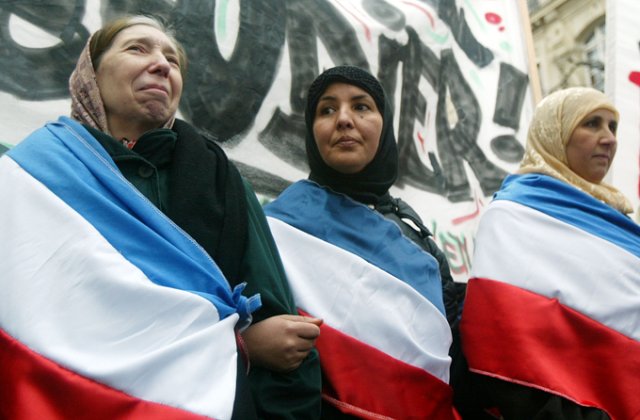 Franta: Aproape jumatate dintre catolicii practicanti vad in Islam o amenintare