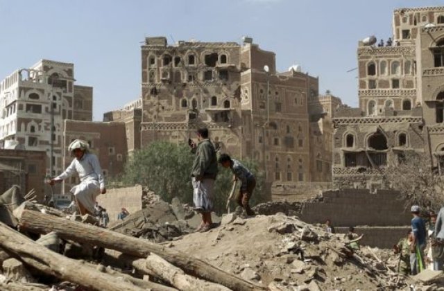 Yemen: Zece copii si-au pierdut viata in urma unui raid aerian asupra unei scoli