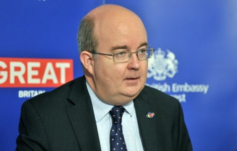 Ambasadorul Marii Britanii in Romania le-a raspuns internautilor, care-l criticau pe jurnalistul Stuart Ramsay pe Twitter