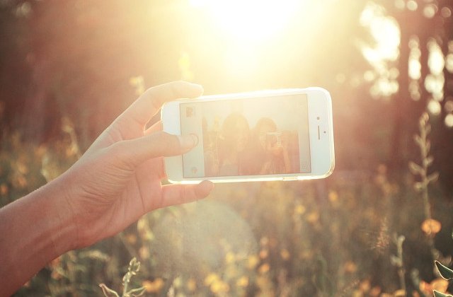 Cel mai vechi selfie are peste 3300 de ani. Cum se proceda in trecut?