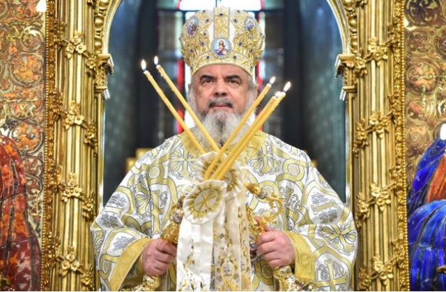 Salariul Patriarhului Daniel, dublat in noua lege a salarizarii bugetarilor