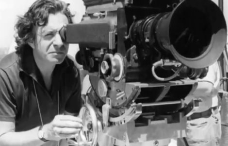  Video  Arthur Hiller, regizorul filmului "Love Story", a decedat