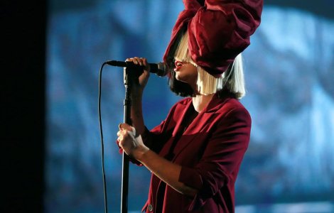 Sia, data in judecata de fanii nemultumiti de concertul pe care l-a sustinut in Israel
