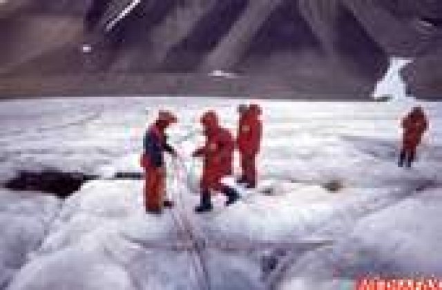 Polul Nord s-ar putea topi