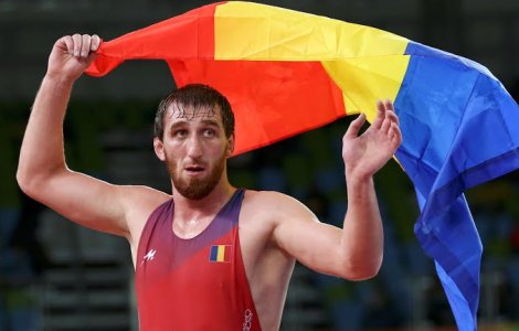 Albert Saritov: Cu un ochi rad ca am adus o medalie Romaniei