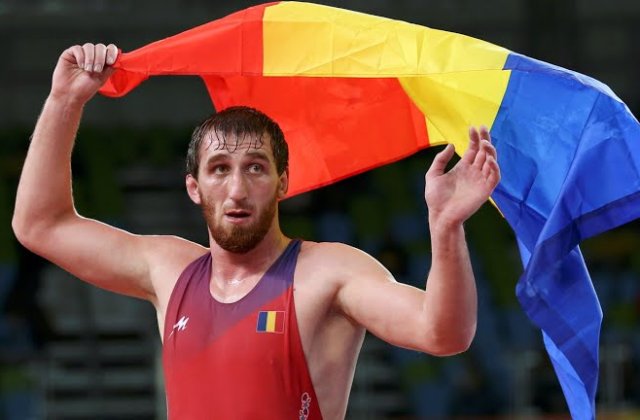 Albert Saritov: Cu un ochi rad ca am adus o medalie Romaniei dupa 24 de ani, dar cu altul plang ca nu am adus aurul